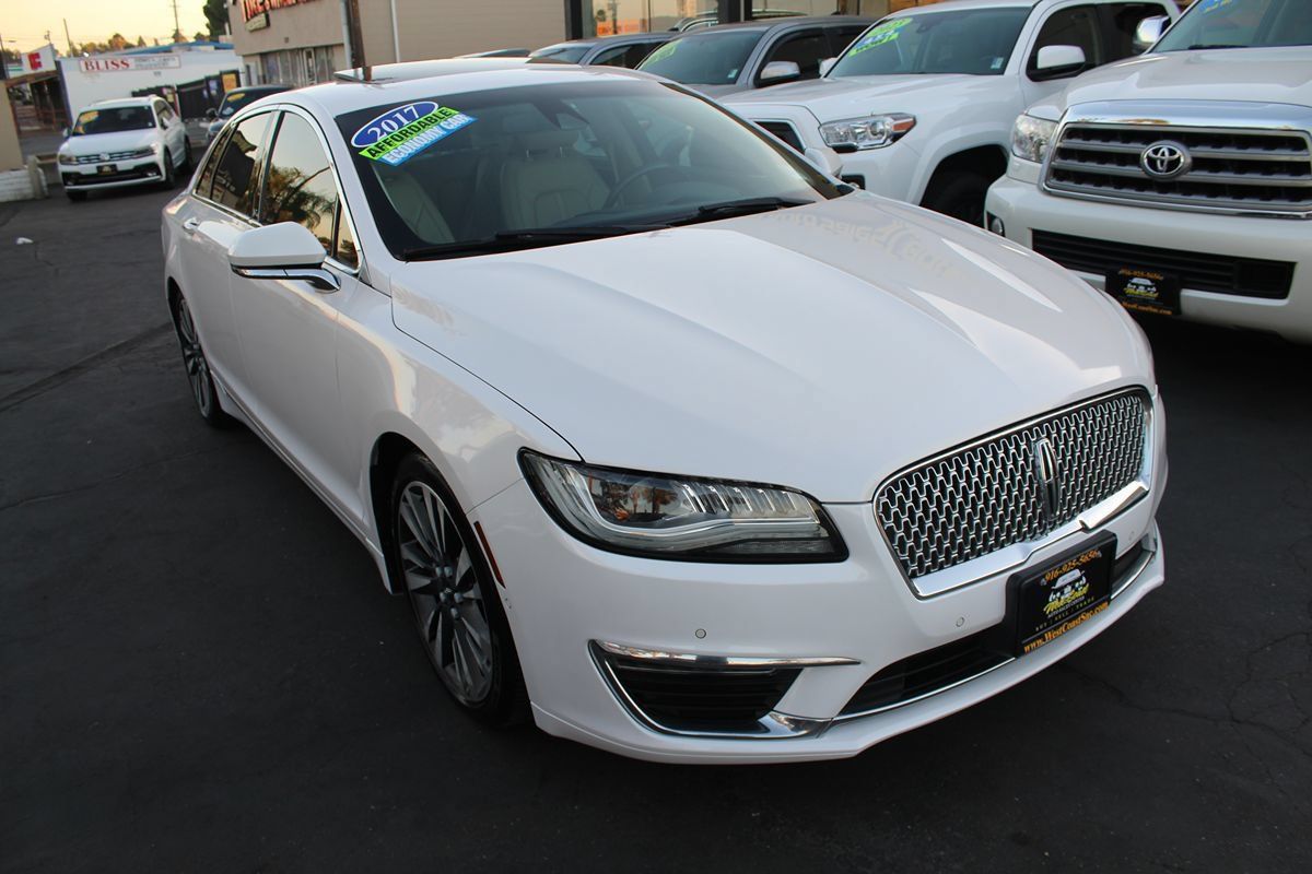 Used 2017 Lincoln MKZ Reserve w/ Technology Package FWD image 8