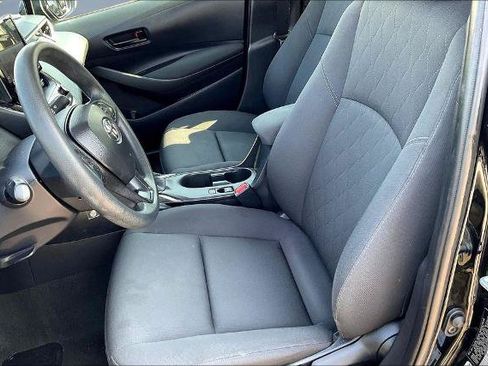 Used 2024 Toyota Corolla LE FWD image 21