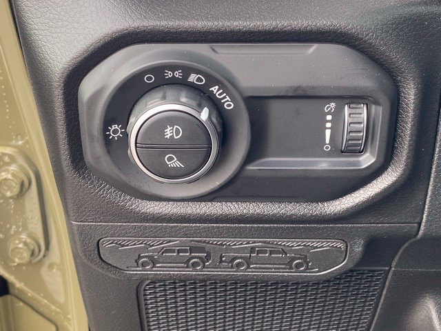 New 2025 Jeep Gladiator Sport AWD/4WD image 27