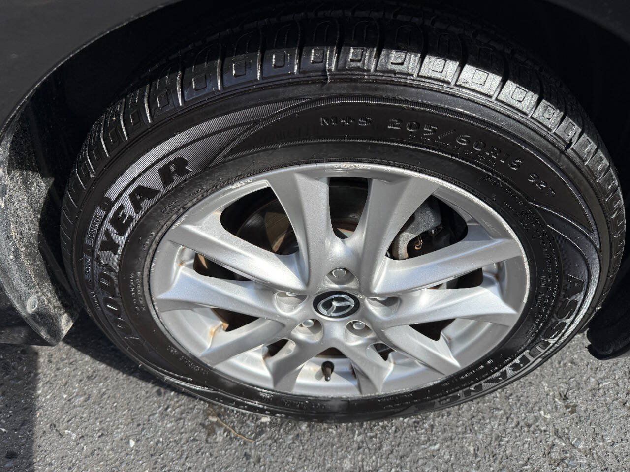 Used 2015 MAZDA MAZDA3 i Grand Touring FWD image 12