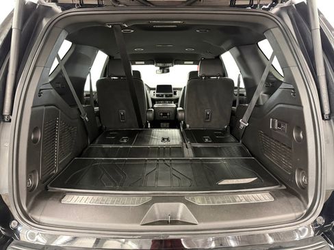 Used 2023 Chevrolet Tahoe RST w/ Luxury Package image 14