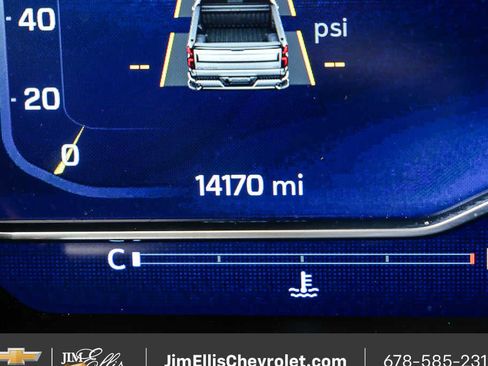 Used 2022 Chevrolet Silverado 1500 RST w/ Convenience Package II image 9