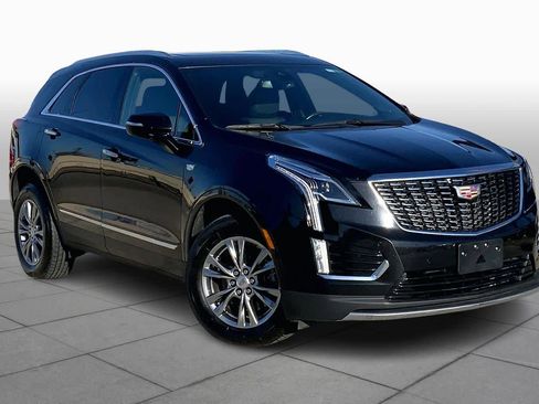Used 2023 Cadillac XT5 Premium Luxury image 2