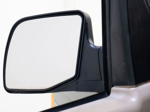 Used 2002 Ford E-350 and Econoline 350 Van image 13