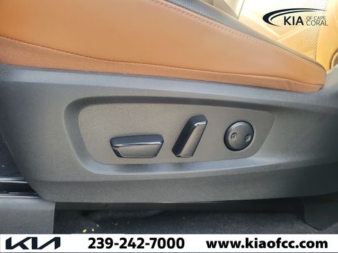 Used 2024 Nissan Pathfinder Platinum FWD image 25