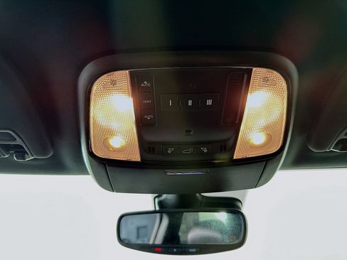 Used 2024 Dodge Durango GT image 18