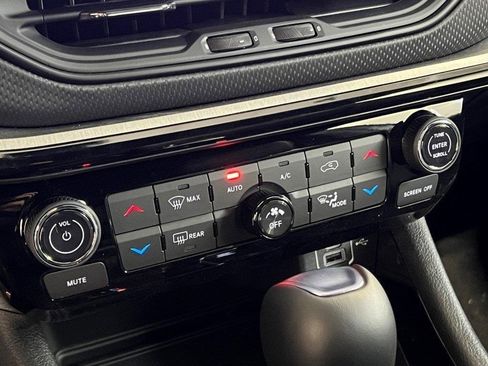 New 2025 Jeep Compass Limited w/ Driver Assist Group I image 21