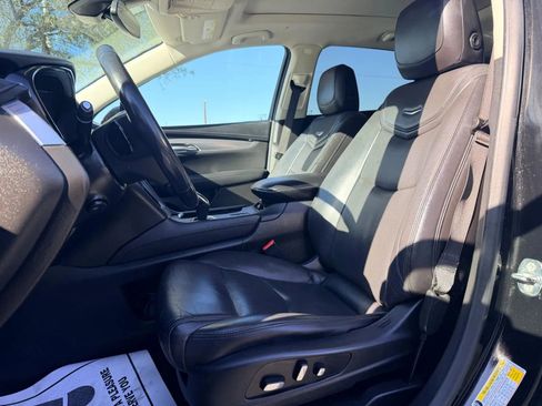 Used 2019 Cadillac XT5 Premium Luxury image 15