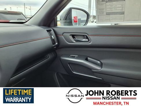 New 2026 Nissan Pathfinder SV image 7