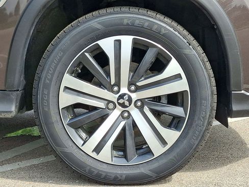 Used 2023 Mitsubishi Outlander Sport SE AWD/4WD image 27
