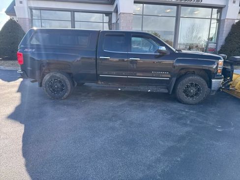 Used 2015 Chevrolet Silverado 1500 LTZ Z71 w/ LTZ Plus Package AWD/4WD image 8