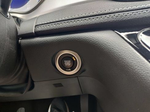 Used 2023 Chrysler Pacifica Touring-L w/ S Appearance Package FWD image 21