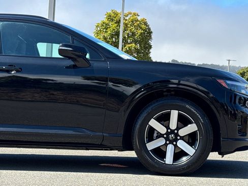 Used 2024 Honda Prologue Touring image 37