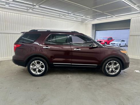 Used 2011 Ford Explorer Limited w/ 301A Rapid Spec Order Code image 4