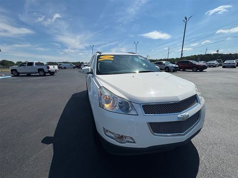 Used 2011 Chevrolet Traverse LTZ FWD image 11