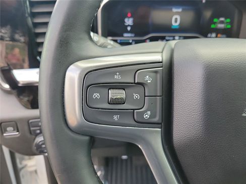Used 2024 Chevrolet Silverado 1500 LT AWD/4WD image 24