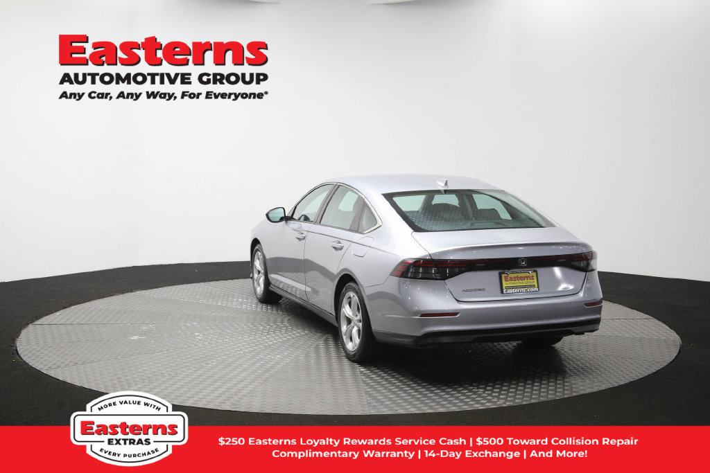 Used 2023 Honda Accord LX image 67