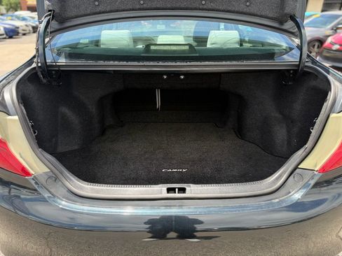 Used 2012 Toyota Camry LE FWD image 7