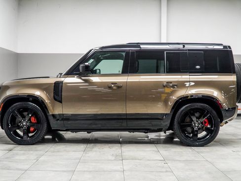 Used 2021 Land Rover Defender 110 X image 9