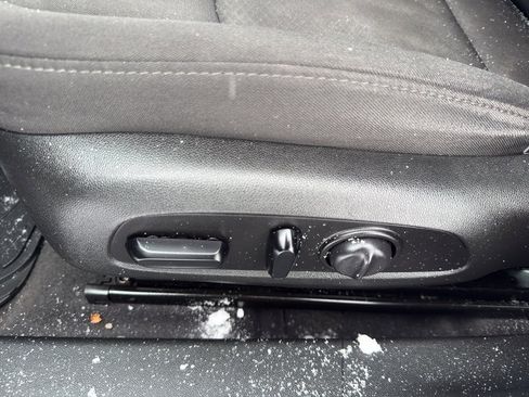 Used 2020 Chevrolet Malibu LT image 15