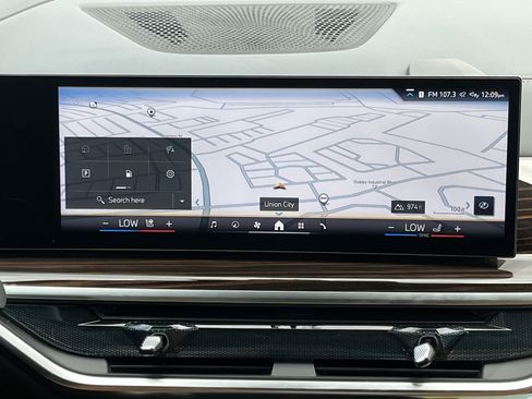 Used 2026 BMW X6 xDrive40i image 5