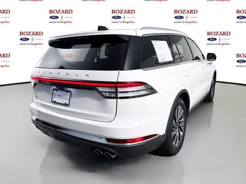 Certified 2025 Lincoln Aviator 2WD w/ Equipment Group 101A image 8