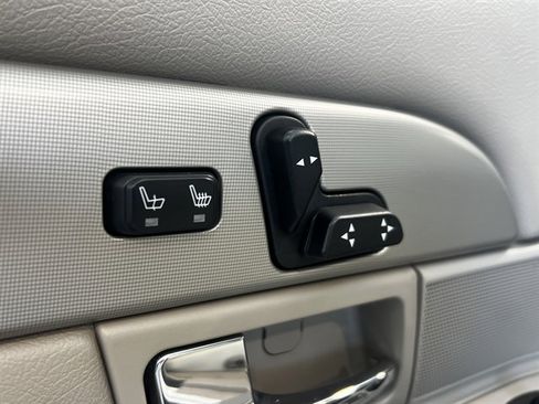 Used 2008 Mercury Grand Marquis LS image 9