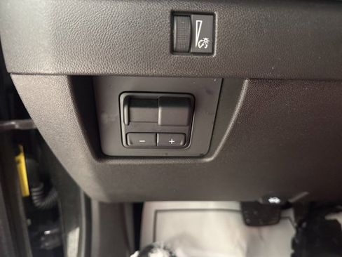 Certified 2023 Chevrolet Colorado ZR2 w/ ZR2 Convenience Package III image 29