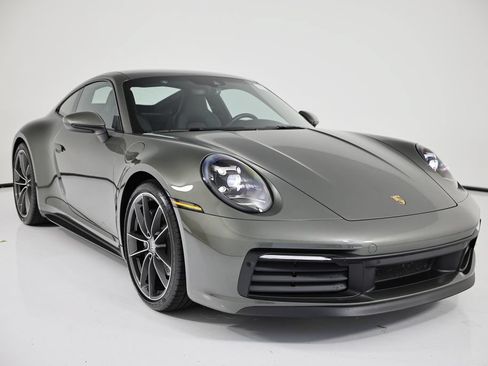 Certified 2022 Porsche 911 Carrera RWD image 9