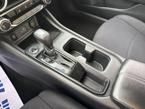 Used 2024 Nissan Sentra S w/ Lighting Package FWD image 13