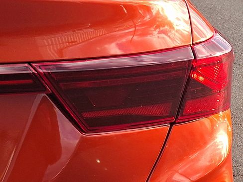 Certified 2024 Kia Forte LXS w/ LXS Technology Package image 27