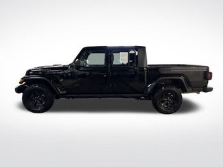 Certified 2022 Jeep Gladiator Sport AWD/4WD video 2