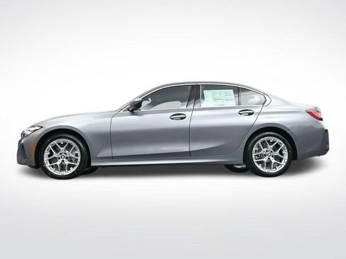 New 2026 BMW 330i xDrive Sedan w/ Premium Package AWD/4WD image 32