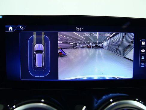 Certified 2025 Mercedes-Benz GLB 250 4MATIC image 10