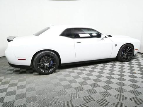 Used 2023 Dodge Challenger SRT Hellcat RWD image 2