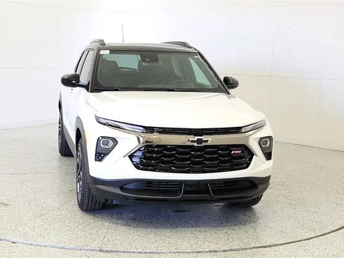 New 2026 Chevrolet TrailBlazer RS w/ Convenience Package AWD/4WD image 2
