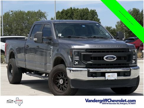Used 2022 Ford F250 XL w/ Power Equipment Group AWD/4WD image 2