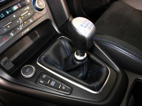 Used 2017 Ford Focus RS AWD/4WD image 14