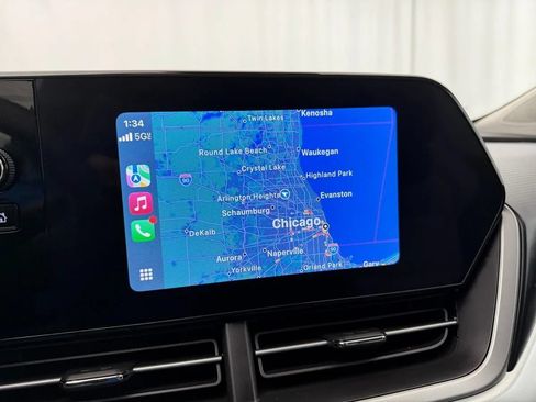 Used 2024 Chevrolet Trax LS FWD image 16