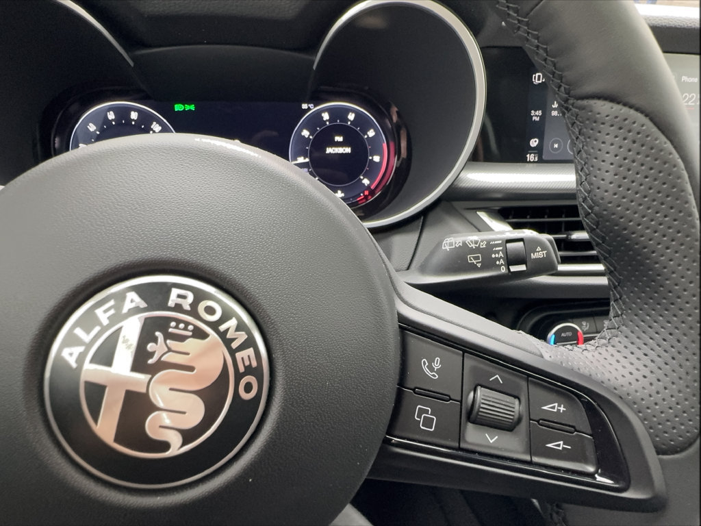 New 2026 Alfa Romeo Stelvio Sprint AWD/4WD image 46