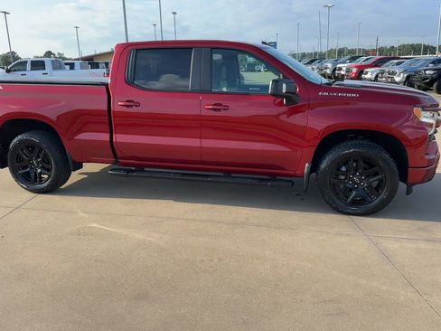 Used 2024 Chevrolet Silverado 1500 RST AWD/4WD image 9
