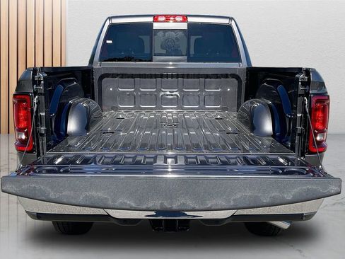New 2026 RAM 2500 Tradesman AWD/4WD image 22