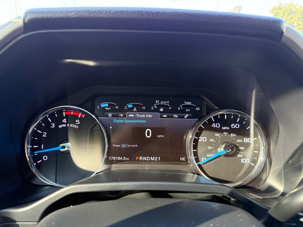 Used 2017 Ford F250 Lariat w/ Lariat Value Package AWD/4WD image 30