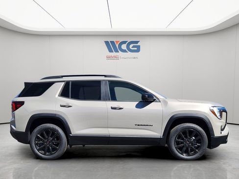 New 2026 GMC Terrain Elevation w/ Elevation Premium Package AWD/4WD image 3