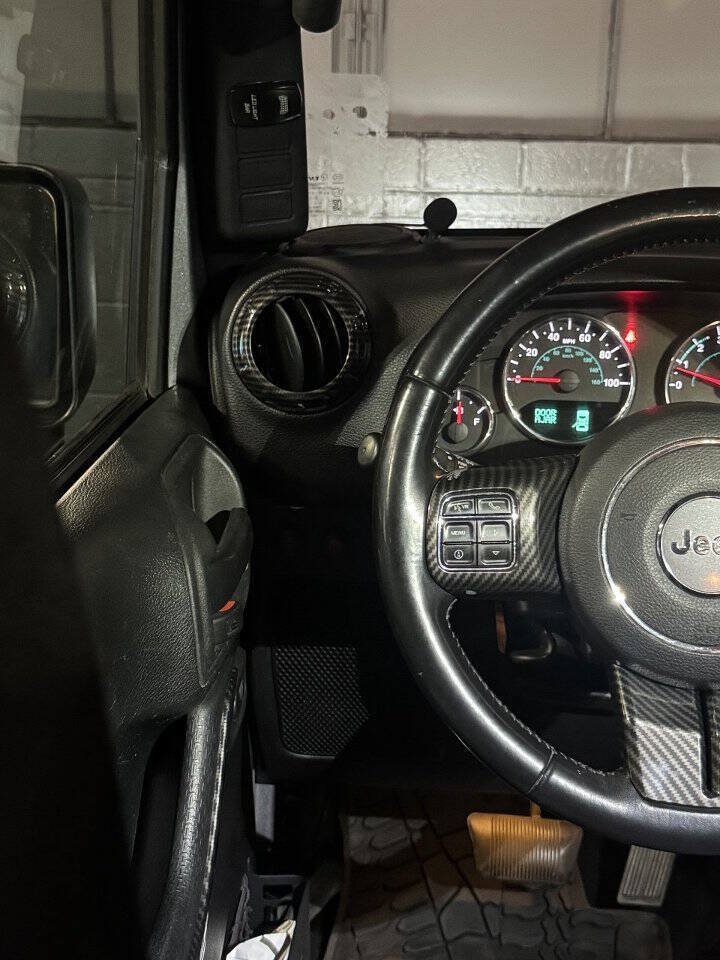 Used 2017 Jeep Wrangler Unlimited Sport AWD/4WD image 13