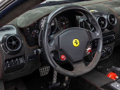 Used 2009 Ferrari F430 Scuderia RWD image 11