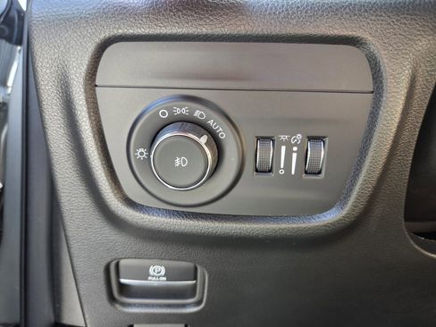 Used 2024 Jeep Grand Cherokee L Limited w/ Luxury Tech Group II AWD/4WD image 23