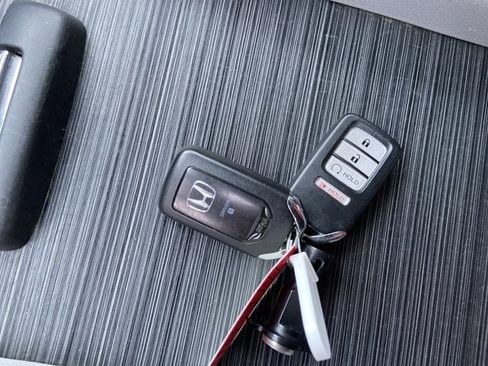 Used 2018 Honda Ridgeline RTL-E image 42