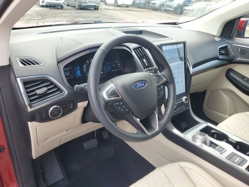 Used 2023 Ford Edge Titanium w/ Equipment Group 301A AWD/4WD image 13