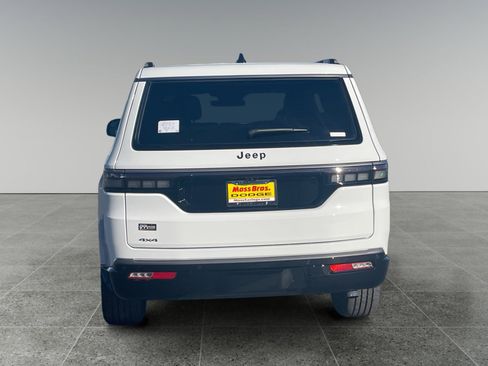 New 2026 Jeep Grand Wagoneer Limited image 4
